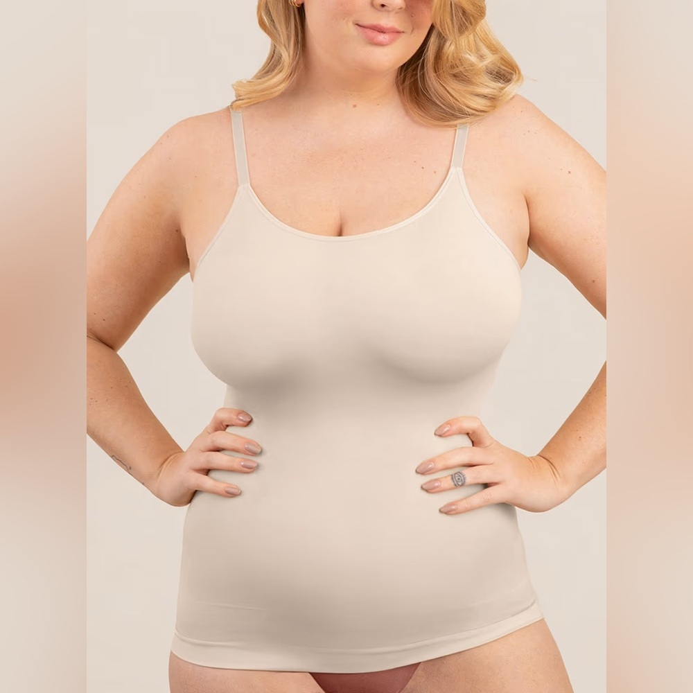 🌙 B98 - Shapermint Essentials All Day Every Day Scoop Neck Cami